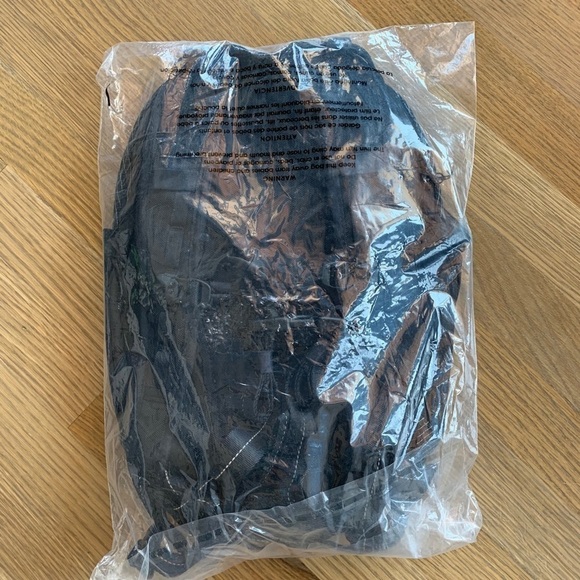 Lululemon Fast and Free Backpack 13L Spectra - Picture 8 of 11